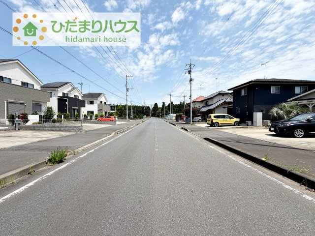 【前面道路含む現地写真】 | 阿見町よしわら2丁目　中古戸建 | 是非一度ご内覧ください！