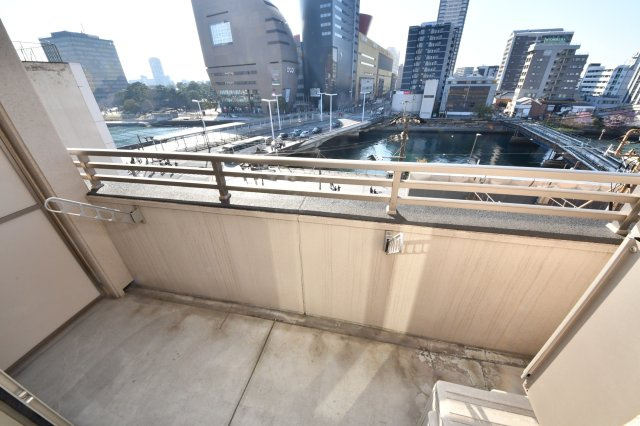 リンデンバウム京町のバルコニー