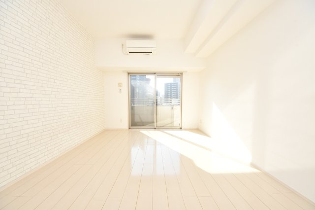 リンデンバウム京町の居間・リビング