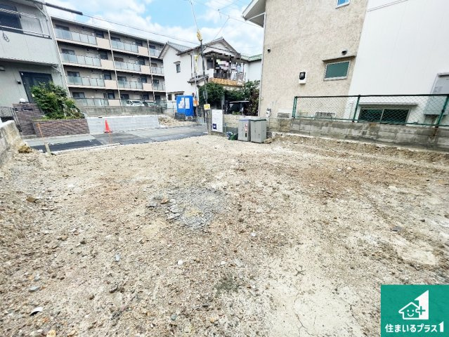 尼崎市食満　新築一戸建ての外観|現在建築中！落ち着いた街並みで新生活を始めることが出来そう！周辺の物件も併せてご紹介させて頂きます！