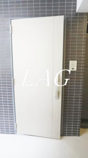 【玄関】 | リアルスウィート三軒茶屋 | 玄関です。