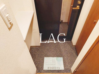 【玄関】 | トーシンフェニックス都立大学 | 玄関です。