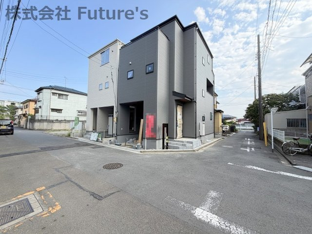 八潮市八潮6丁目　新築戸建　全2棟　1号棟の前面道路含む現地写真|前面道路含む現地写真です。