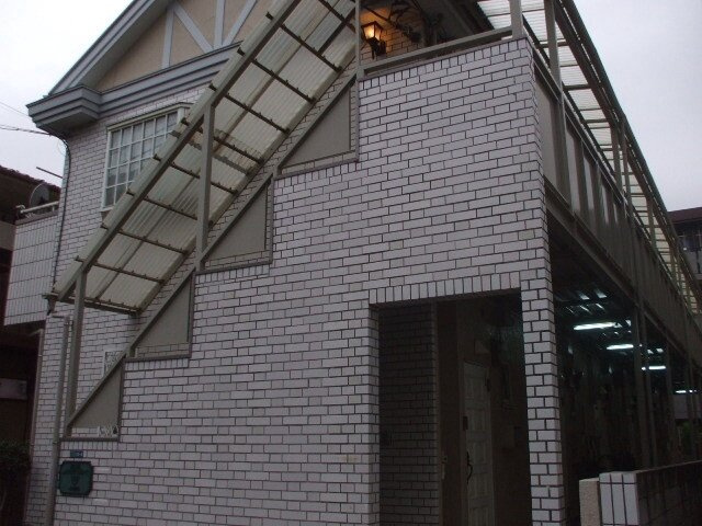 ローズアパートQ44番館の外観