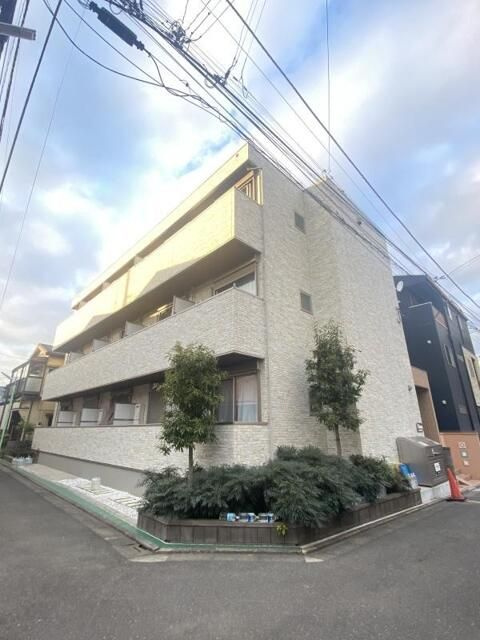 Ｇｌａｎｚ大師前