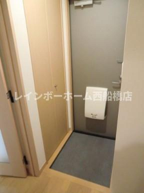 ブリーズ東海神Eの玄関