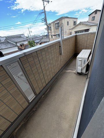 メゾン倉治のバルコニー