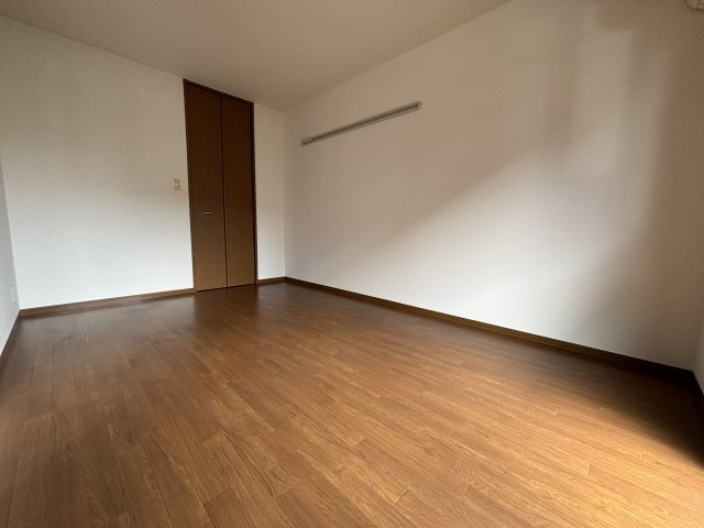 ハウスつぐみの洋室