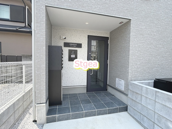 GRADUS桶川Ⅲのエントランス