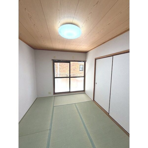 ダリヤハイツの和室