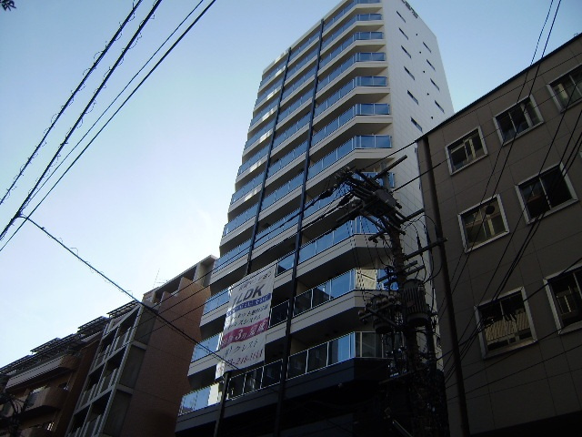 CREST CENTRAL BLDG.の外観|外観もきれいです