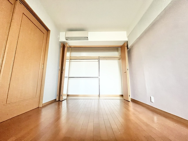 泉北若松台ＡＢ住宅の洋室