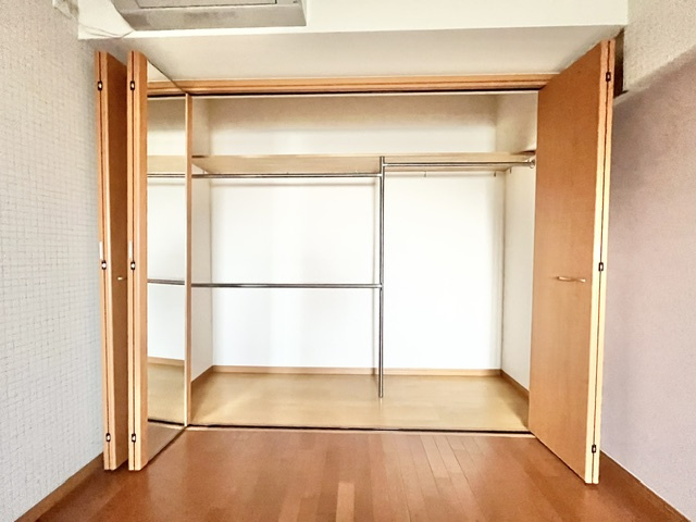 泉北若松台ＡＢ住宅の収納
