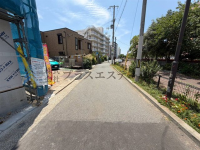【前面道路含む現地写真】 | 長田区六番町2丁目新築戸建 | 最寄駅まで徒歩約5分♪