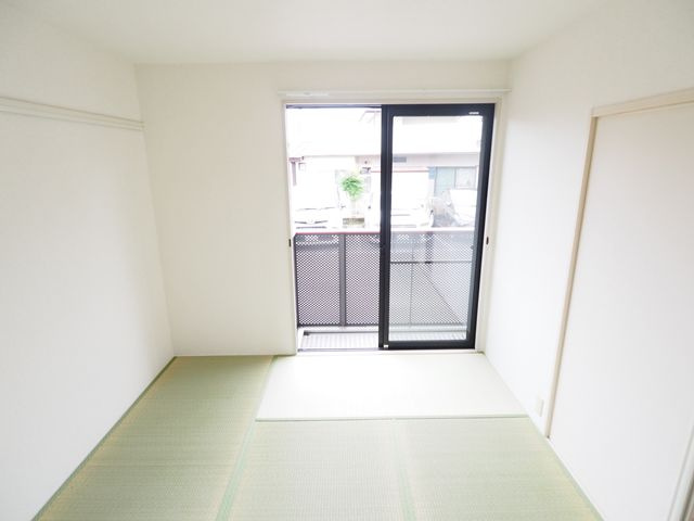 【和室】 | カノン中町Ａ棟 | 過ごしやすい室内です