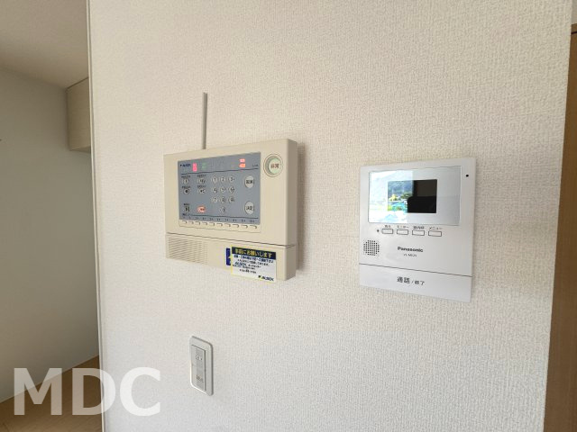 シャイン　クレール　Ｂ棟のセキュリティ