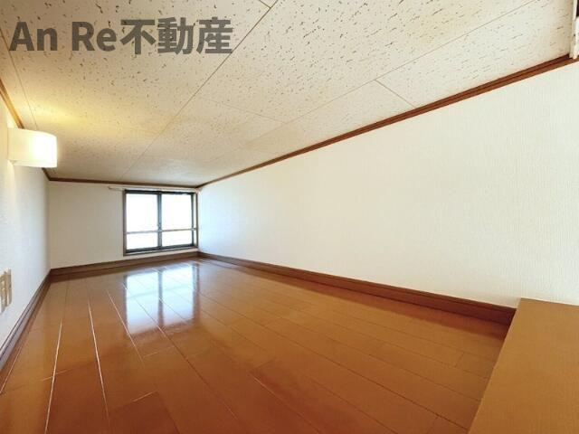 メインシティガーデン　ジュネスの寝室
