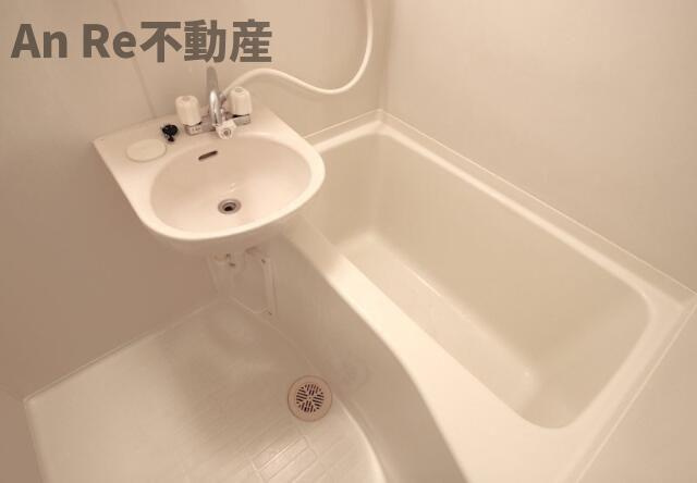 メインシティガーデン　ジュネスの洗面所