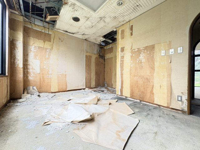山県市梅原　３階建　売事務所のその他|2階部分