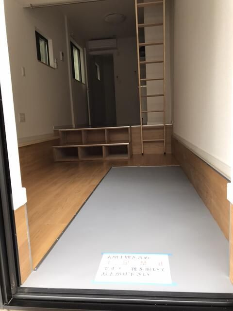 メゾン　ジェリーフィッシュの玄関