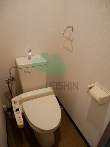 リファレンスイーストパークのトイレ|清潔感のあるトイレです。