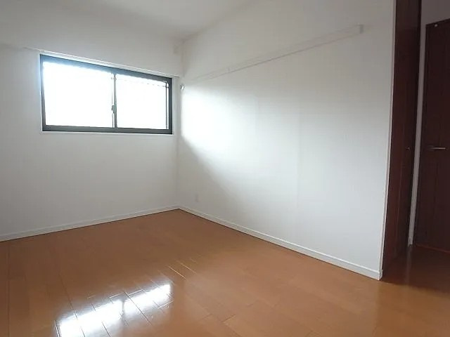 フェンテ住吉本町の居間・リビング