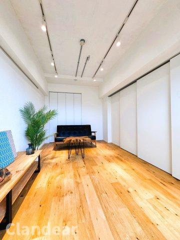 東建金町マンションの洋室