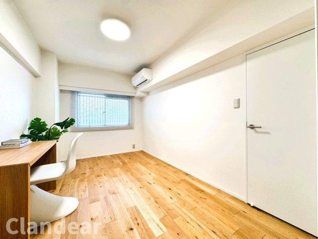 東建金町マンションの寝室