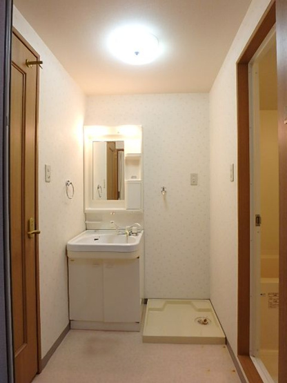 【洗面所】 | プレイスコート住吉 | （参考）同タイプの部屋です。