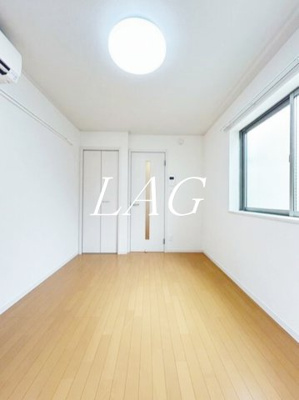 【居間・リビング】 | グランシャレー堀切菖蒲園Ⅱ | 洋室のお部屋です。