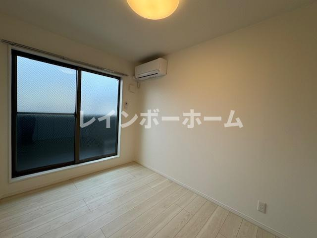コンフォーティア八潮　特典：仲介手数料が無料です!!の寝室|落ち着いた色調の寝室です