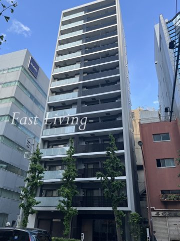 クレストコート本郷三丁目のエントランス