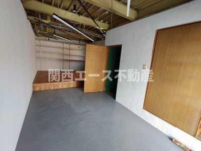  | 横小路町５丁目貸家
