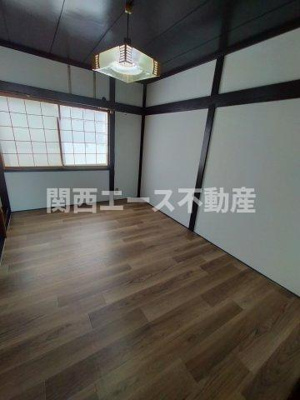  | 横小路町５丁目貸家