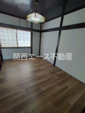  | 横小路町５丁目貸家