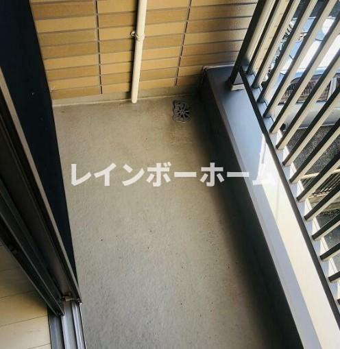  グローコート１のバルコニー|お洗濯にも便利なバルコニー付き