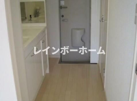  グローコート１の玄関|ゆったりとした玄関です