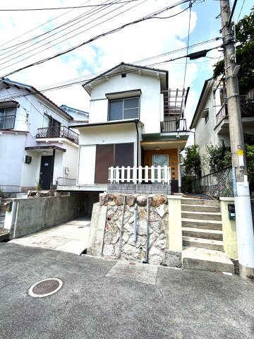 宝塚市花屋敷荘園２丁目　中古戸建の画像