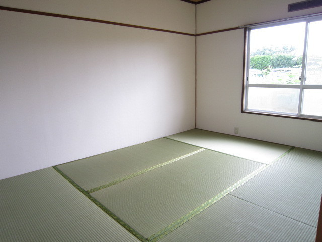 長後第一アパートの和室