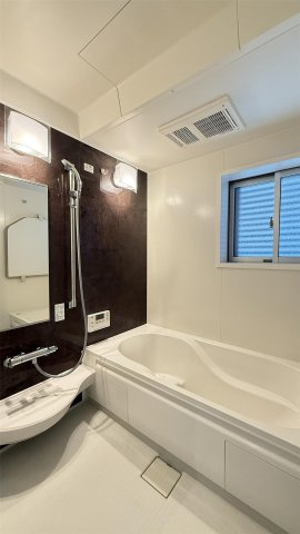 津福本町戸建【キャンペーン対象物件】の浴室|日々の暮らしに欠かせないお風呂です