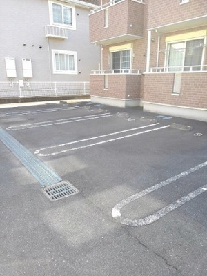 【駐車場】 | サン・フィールド　ⅡＢ