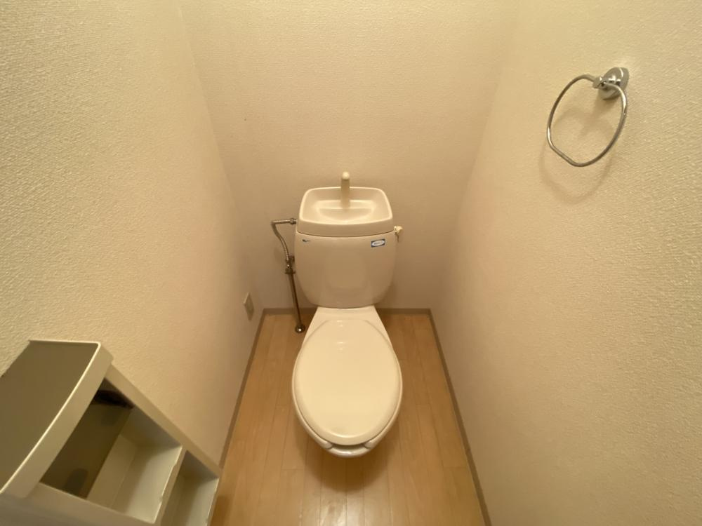 フラットオークのトイレ