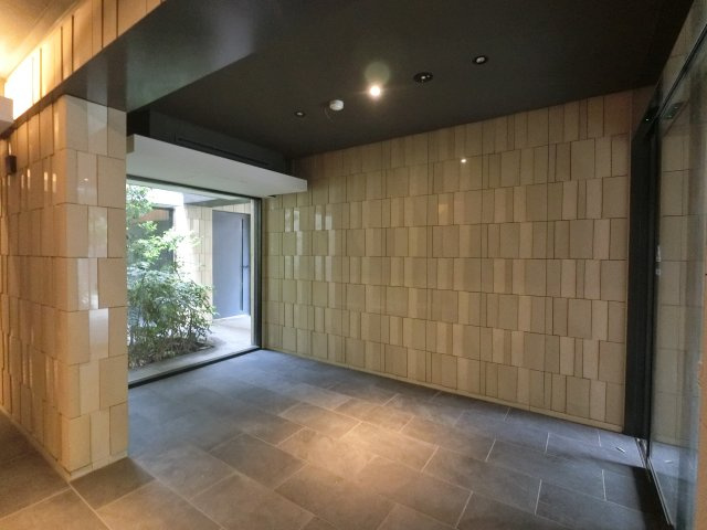 ラヴィベール のロビー