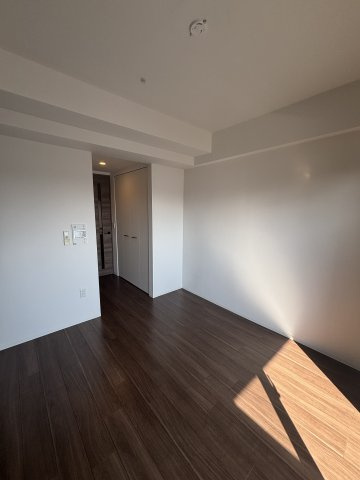 【洋室】レジュールアッシュ淡路駅前 