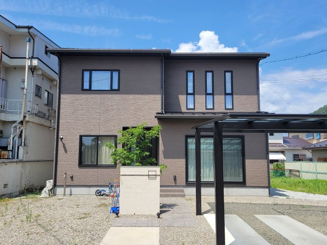 明科中川手売中古住宅の外観
