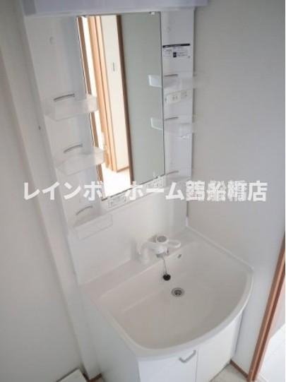 マザーユニックス船橋本町の独立洗面台