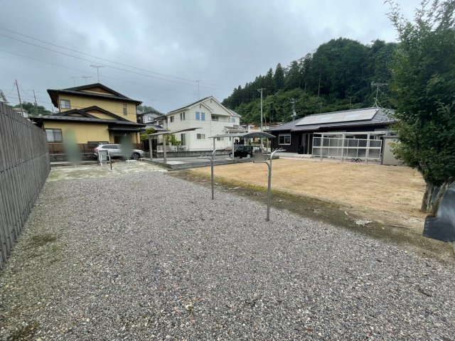 建築条件なし売地　白河市栄町　白河第一小・中央中の外観