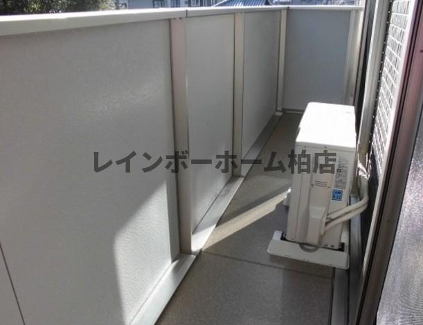 仲介手数料（賃料の1.10ヵ月）の50％OFF対象物件！のバルコニー|落ち着いた時間を過ごせるバルコニーです