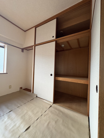 クシティガルバビルの収納