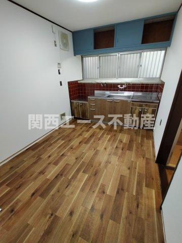  | 六万寺町１丁目貸家